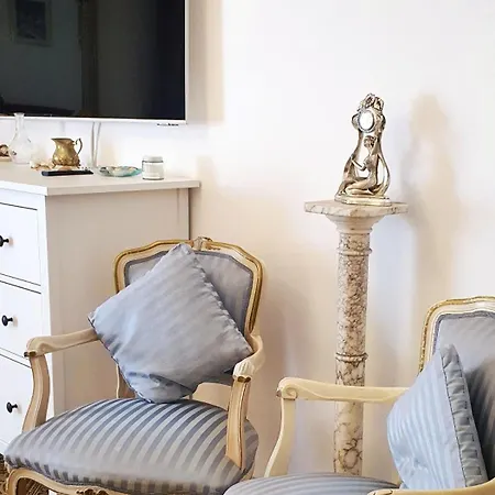 Raffaello Apartment